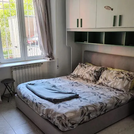 Ostiabytheseacozybedroom Ostia